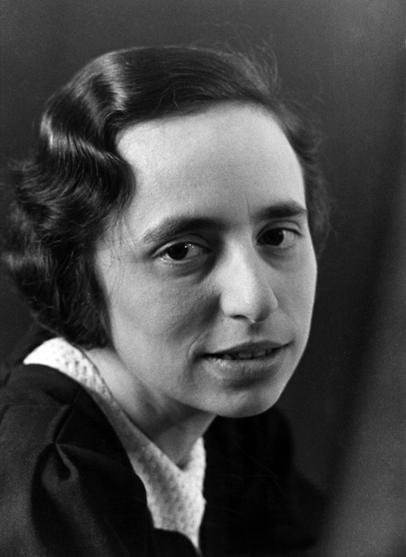 Lilly Szkolny, Porträtfoto um 1935